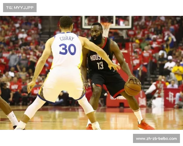 火箭队VS勇士队激烈对决回顾及赛场亮点